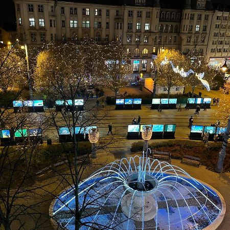 Central Palace Apartman Debrecen Exterior foto